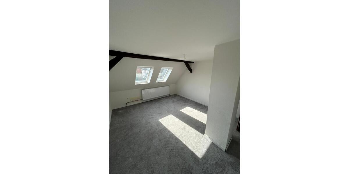 Maisonettenwohnung Algermissen - 6 Zimmer, 160 m&sup2;, 1.050&euro; | Angebot:24841248