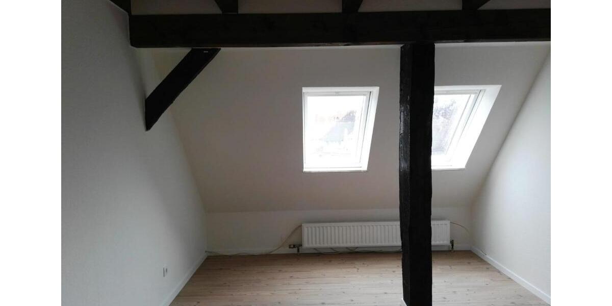 Maisonettenwohnung Algermissen - 6 Zimmer, 160 m&sup2;, 1.200&euro; | Angebot:24841248
