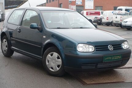 VW Golf 178.000 km 1.990 &euro; Springe 31832
