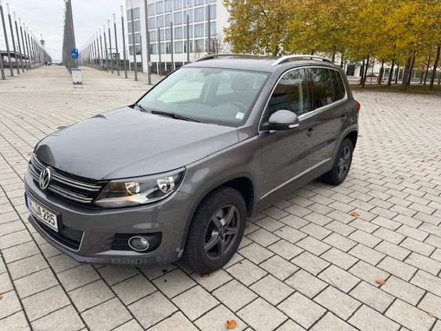 VW Tiguan 79.700 km 10.000 € Laatzen 30880