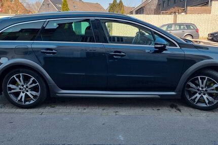 Peugeot 508 156.000 km 12.900 € Hannover 30629