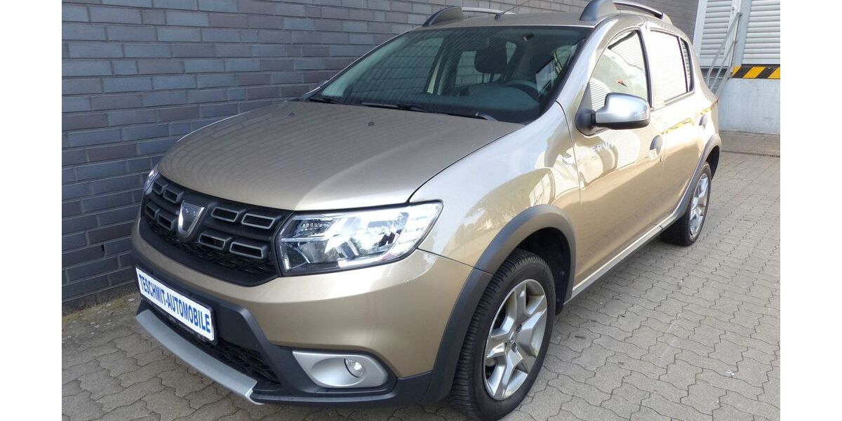 Dacia Sandero 86.900 km 9.995 € Hannover 30179