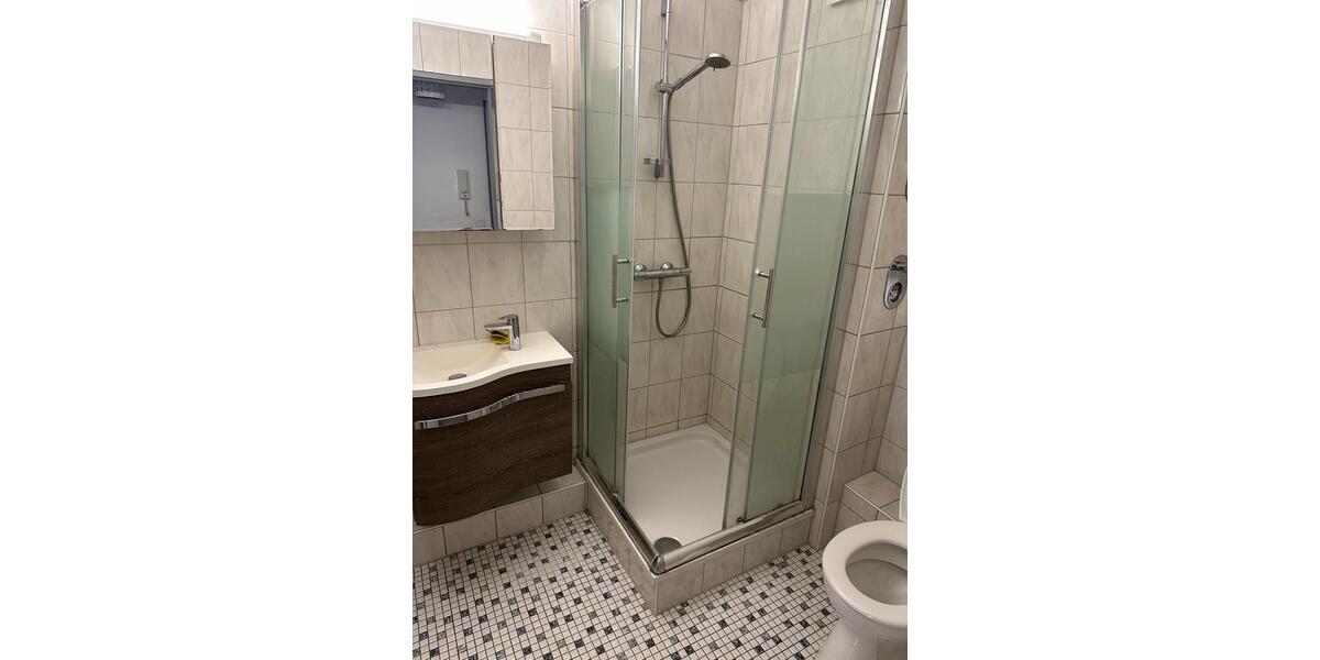 Etagenwohnung Laatzen - 4 Zimmer, 124 m&sup2;, 260.000&euro; | Angebot:26338514