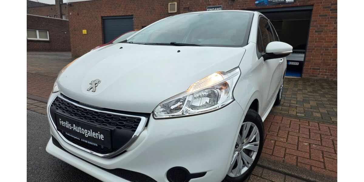 Peugeot 208 74.000 km 5.690 &euro; Garbsen 30827
