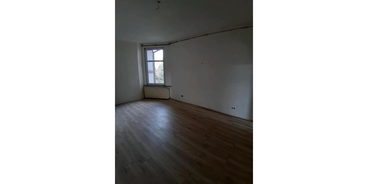 Etagenwohnung Hannover Döhren-Wülfel - 5 Zimmer, 132 m&sup2;, 820&euro; | Angebot:26266491
