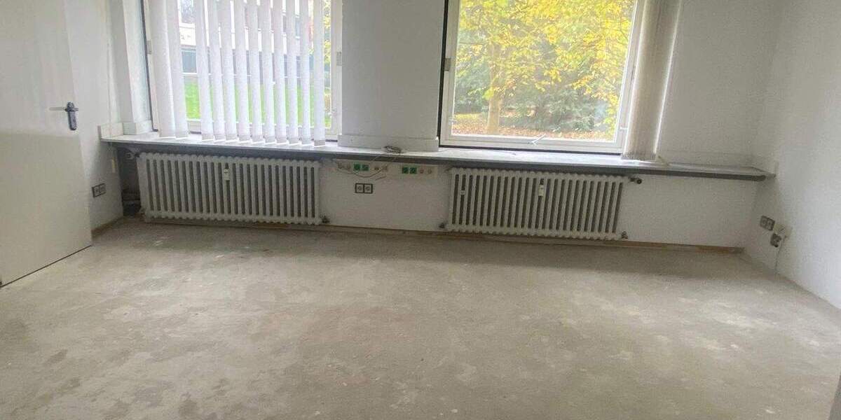 BESTE LAGE - VIELE RÄUME - VIELE MÖGLICKEITEN - RUHIG IM UNTERGESCHOSS zimmer