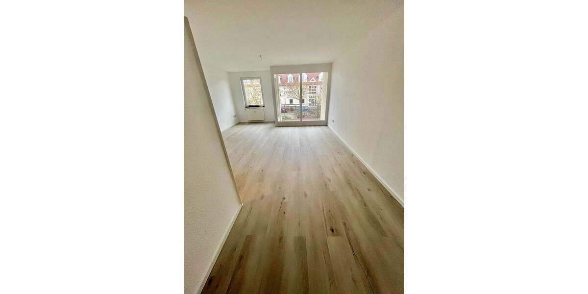 Etagenwohnung Ronnenberg - 3 Zimmer, 76 m&sup2;, 699&euro; | Angebot:25739881
