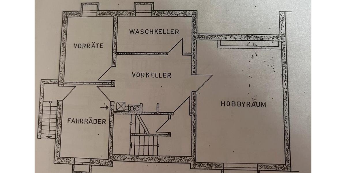 Großzügiges Ein- bis Zweifamilienhaus in Arnum Hemmingen! 7 zimmer