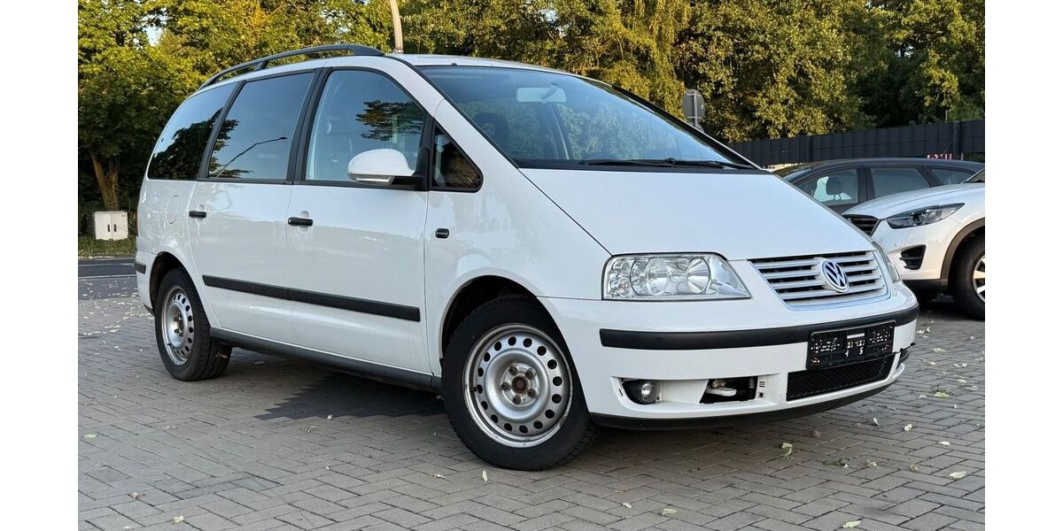 VW Sharan 256.000 km 2.600 &euro; Neustadt 31535