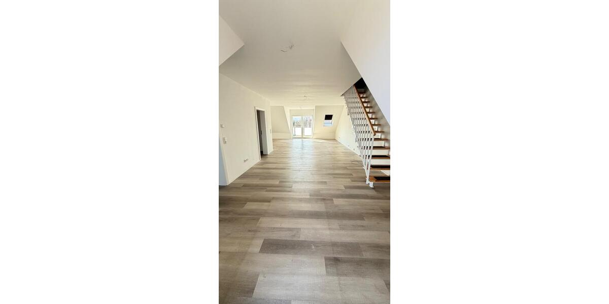 Dachgeschoßwohnung Hagenburg - 2 Zimmer, 73 m&sup2;, 895&euro; | Angebot:26233693