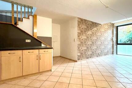 Reihenhaus, 3 Zi., Terrasse, Balkon, Gartennutzung, frei 3 zimmer