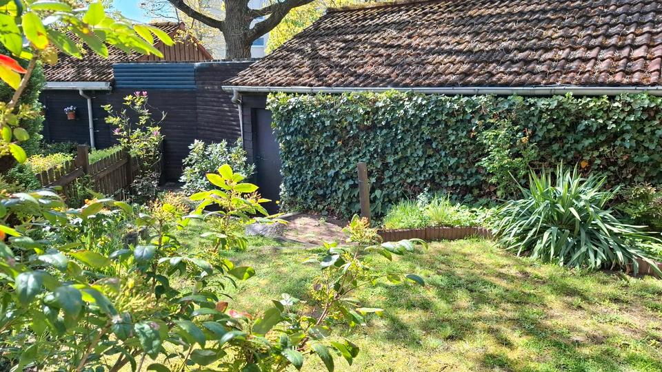 Hochparterre Hannover Ahlem-Badenstedt-Davenstedt - 3 Zimmer, 85 m&sup2;, 225.000&euro; | Angebot:26336044