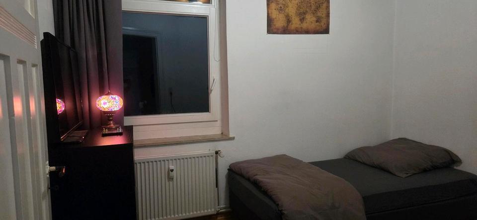 Erdgeschoßwohnung Hannover Buchholz-Kleefeld - 3 Zimmer, 60 m&sup2;, 1.300&euro; | Angebot:25942358