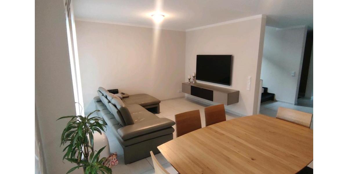 Doppelhaushälfte Sarstedt - 4 Zimmer, 114 m&sup2;, 460.000&euro; | Angebot:26800037