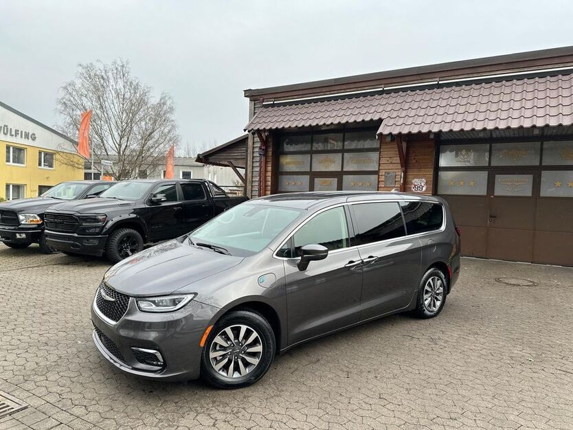 Chrysler Pacifica 52.900 km 39.900 € Isernhagen 30916