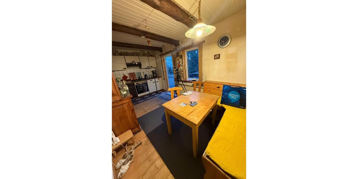 Provisionsfrei: 4-Zimmer-Fachwerkhaus und Carport in Sehnde-Ilten 4 zimmer