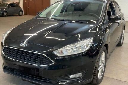 Ford Focus 99.000 km 9.990 &euro; Wunstorf 31515