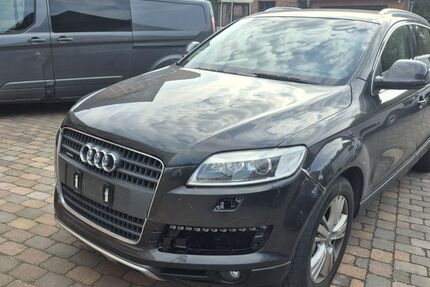 Audi Q7 258.775 km 6.900 &euro; Barsinghausen 30890