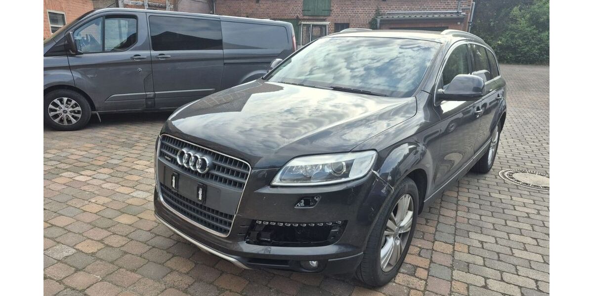 Audi Q7 258.775 km 7.500 &euro; Barsinghausen 30890