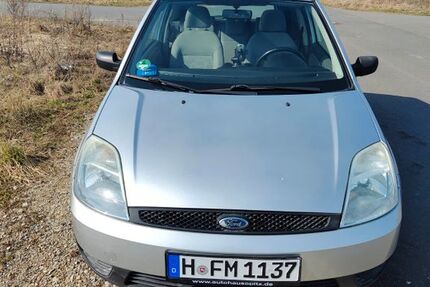 Ford Fiesta 127.000 km 2.150 &euro; Hannover 30539