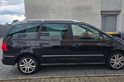 VW Sharan