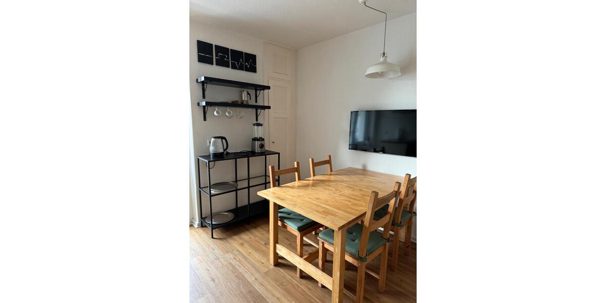 Etagenwohnung Hannover Vahrenwald-List - 2 Zimmer, 65 m&sup2;, 1.000&euro; | Angebot:27551156