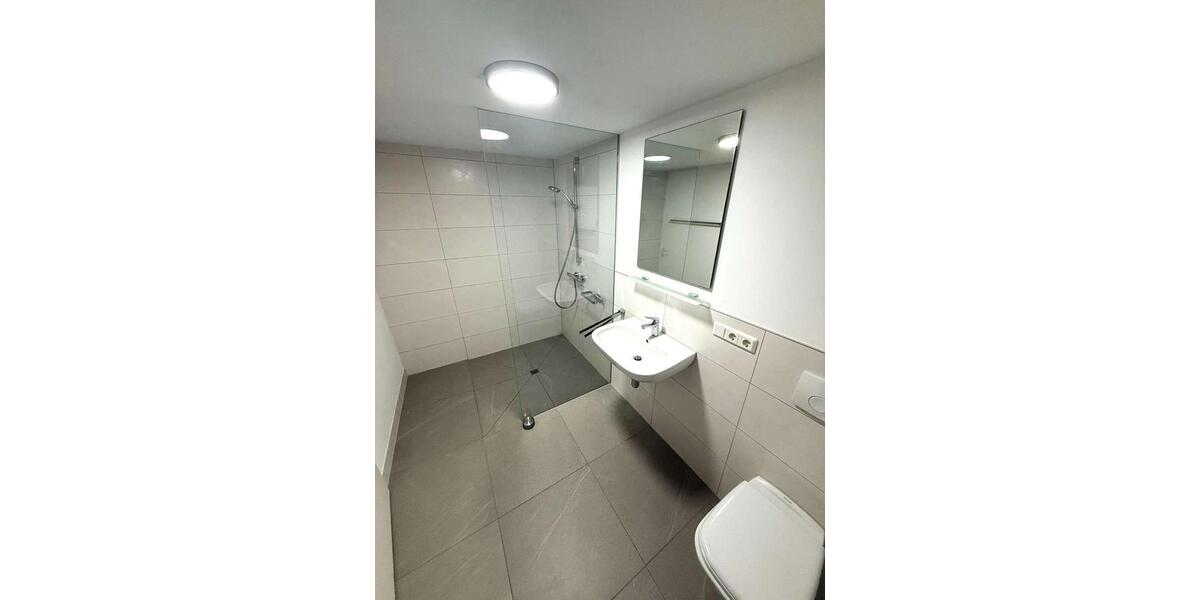 Dachgeschoßwohnung Sehnde - 3 Zimmer, 83 m&sup2;, 930&euro; | Angebot:25363800