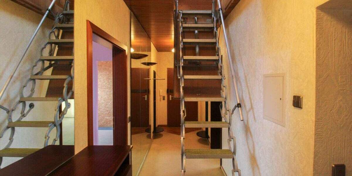 Großflächige Wohnung: Gestaltbare Dachgeschosswhg. in Hannover-Badenstedt 4 zimmer