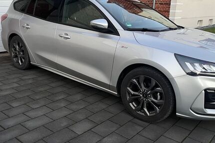 Ford Focus 57.000 km 16.600 &euro; neustadt 31535