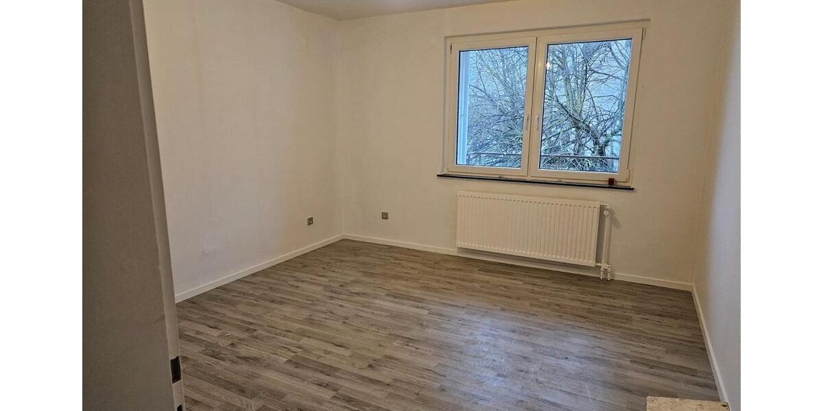 Etagenwohnung Garbsen - 3 Zimmer, 72 m&sup2;, 750&euro; | Angebot:26682918