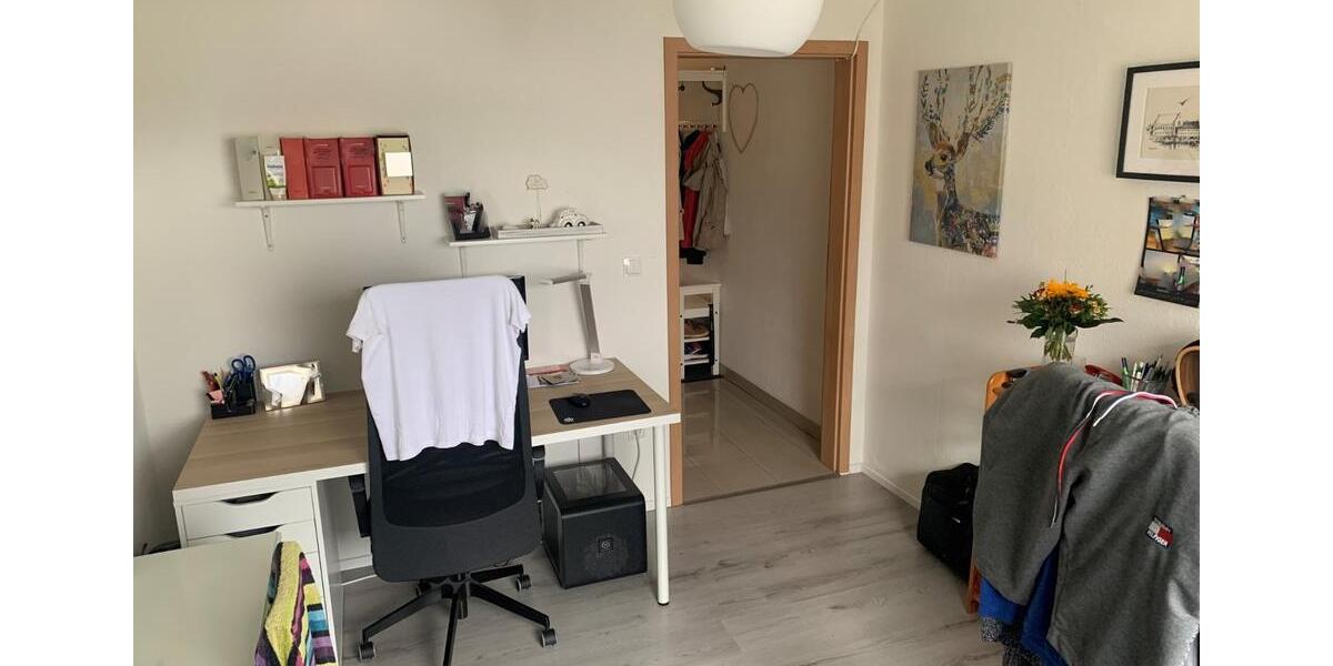 Etagenwohnung Hannover Ahlem-Badenstedt-Davenstedt - 3 Zimmer, 75 m&sup2;, 209.000&euro; | Angebot:25283534