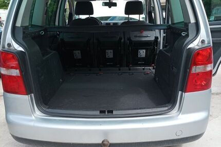 VW Touran 189.233 km 1.800 &euro; Ronnenberg 30952