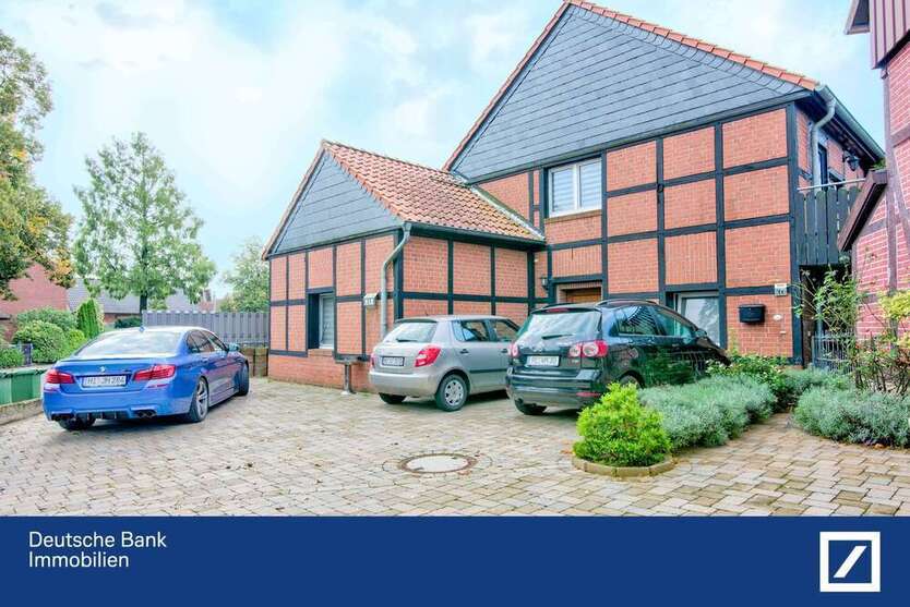 Haus zum Kaufen in Algermissen 239.000 € 220 m²