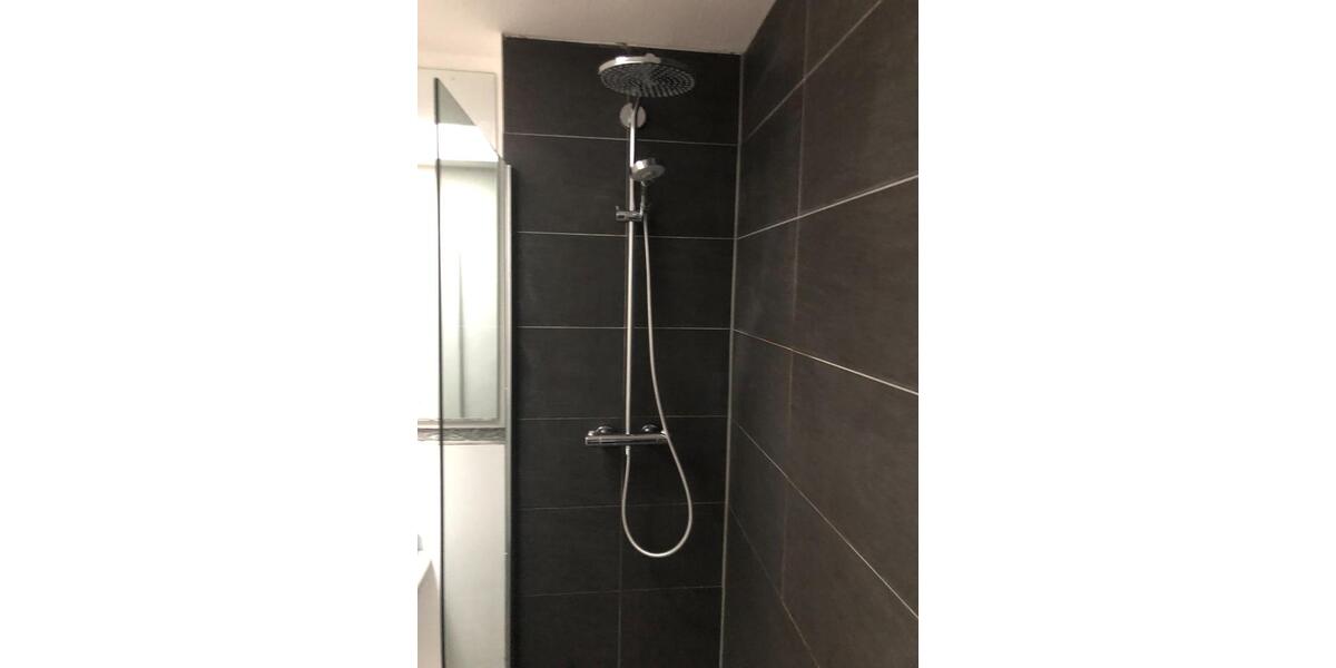 Etagenwohnung Langenhagen - 5 Zimmer, 185 m&sup2;, 1.950&euro; | Angebot:24594219