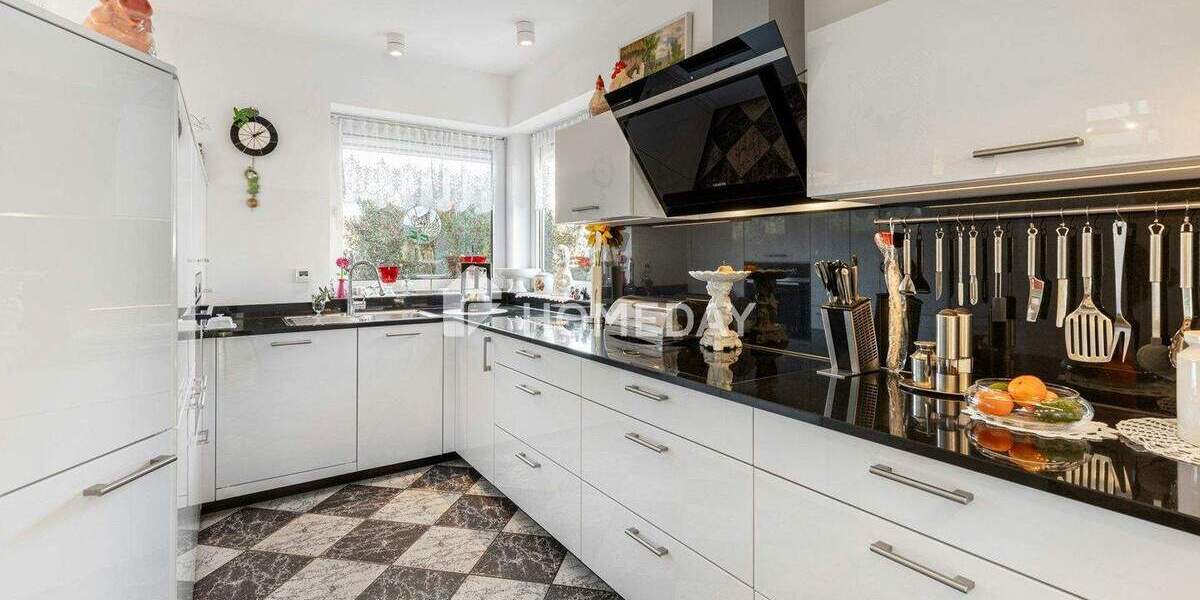 Bothfeld: Topgepflegtes EFH mit Vollkeller, Kamin, Sauna, Terrasse & Garage: Ihr neues Familienglück 7 zimmer