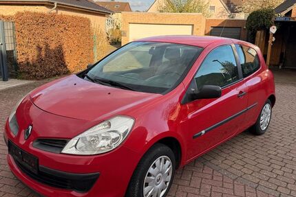 Renault Clio 130.300 km 2.300 &euro; Garbsen 30826