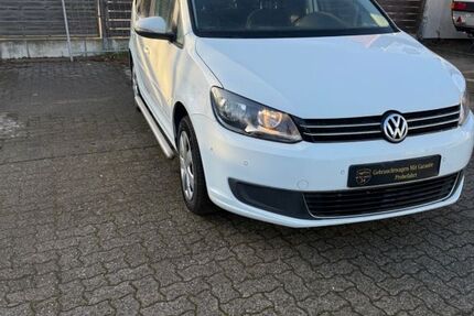 VW Touran 98.000 km 11.500 &euro; Wennigsen 30974