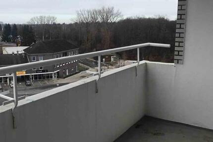 Modernisierte 2-Zimmer-Wohnung mit Balkon und schöner Aussicht 2 zimmer