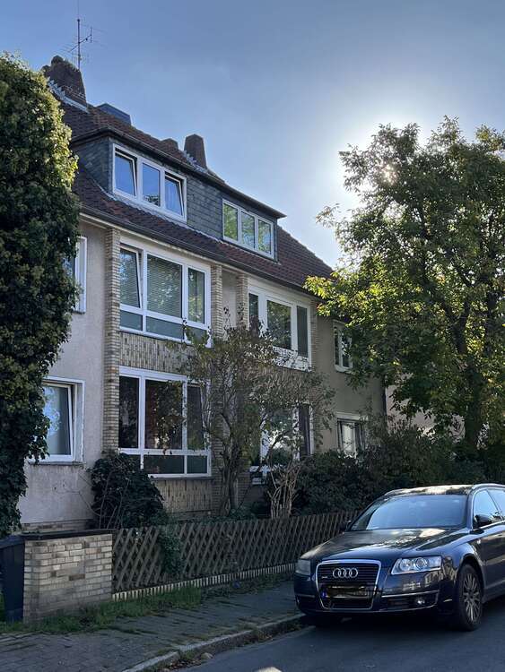 Haus zum Kaufen in Hannover 750.000 € 245 m²