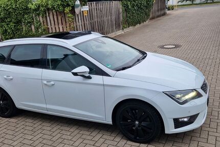 Seat Leon 141.599 km 11.777 &euro; Langenhagen 30853