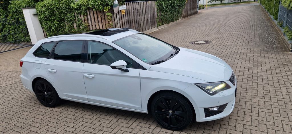 Seat Leon 141.599 km 11.777 &euro; Langenhagen 30853