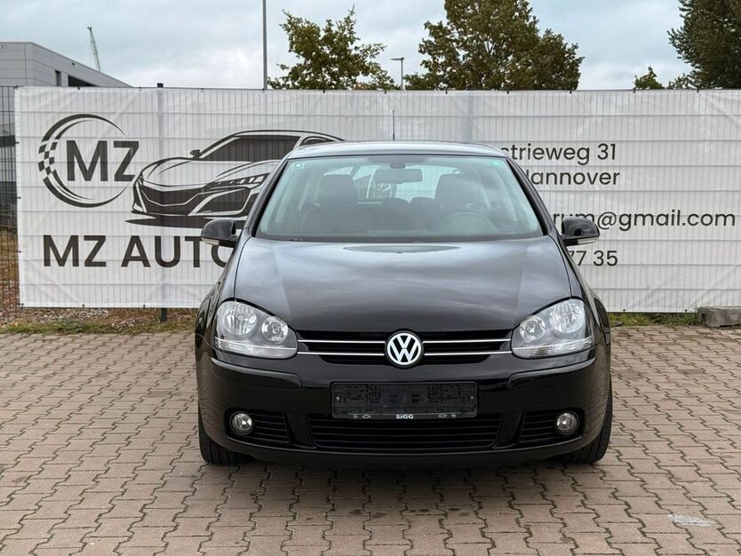 VW Golf 158.752 km 4.250 € Hannover 30179