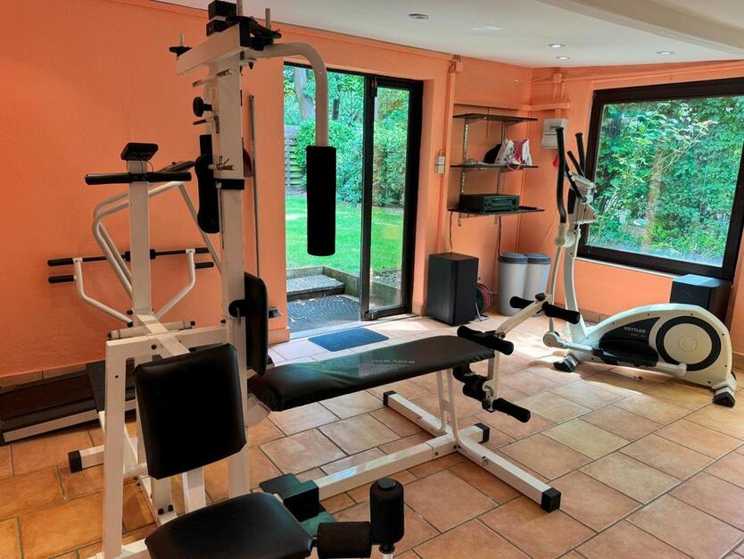 Großzügiges Architektenhaus mit 1-2 Wohneinheiten zimmer