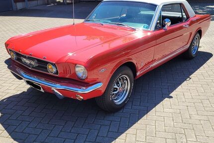 Ford Mustang 1.495 km 39.500 &euro; Lauenau 31867