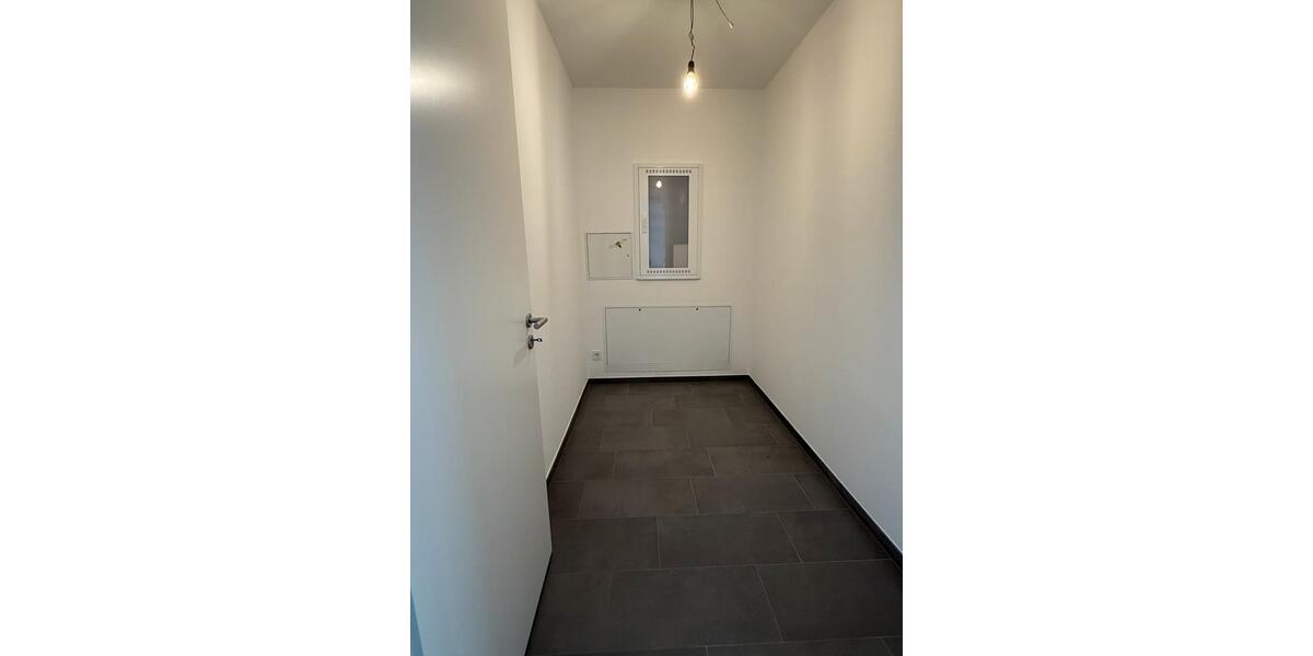 Etagenwohnung Garbsen - 5 Zimmer, 152 m&sup2;, 2.559&euro; | Angebot:24443632