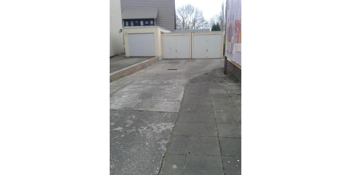 Garagen / Stellplätze Seelze - 80&euro; | Angebot:25379540