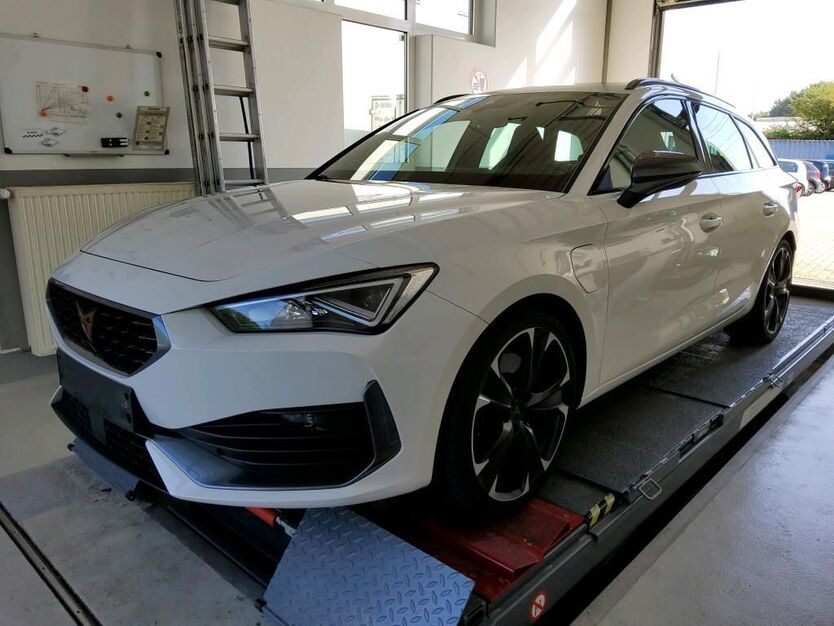 Cupra Leon 49.000 km 22.900 € Peine 31226