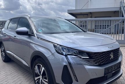 Peugeot 5008 245.000 km 15.500 &euro; Hannover 30179