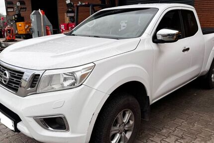 Nissan Navara 184.500 km 12.950 &euro; Hannover 30419