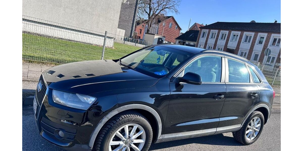 Audi Q3 210.000 km 8.600 &euro; Sarstedt 31157